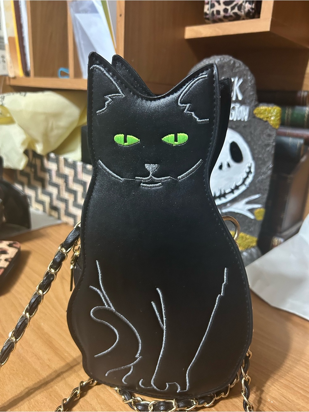 Black Cat-Shaped Crossbody Bag with Green Eyes